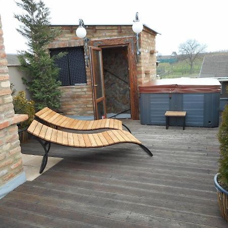 Apartmán V Zajecskej Vezi Zaječí Exteriér fotografie